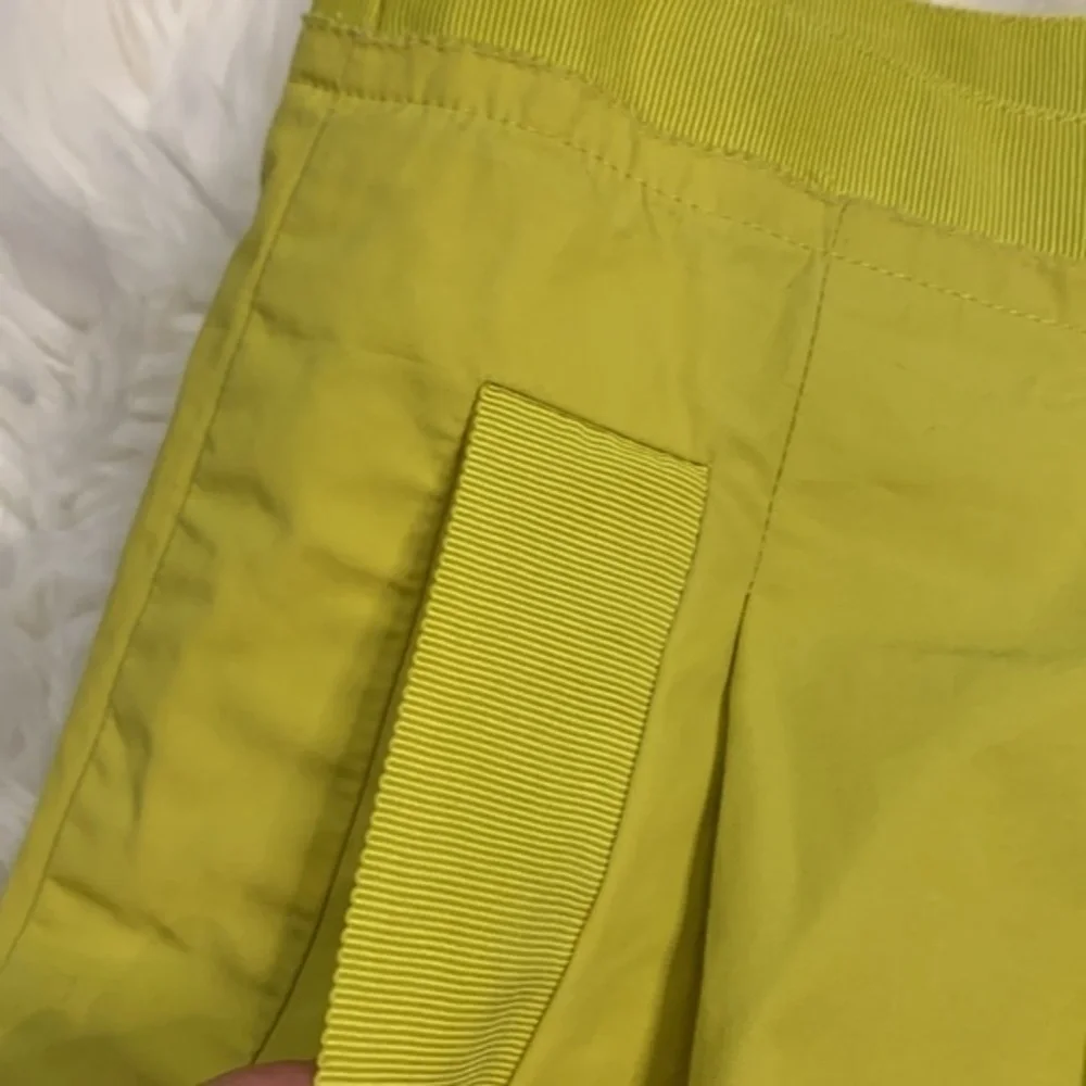 J. Crew pleated A-line side zip skirt chartreuse cotton poplin 6